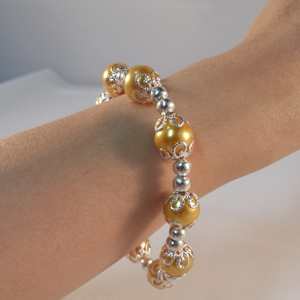 Silver Gold Pearl Stretch Bead Bracelet 10mm